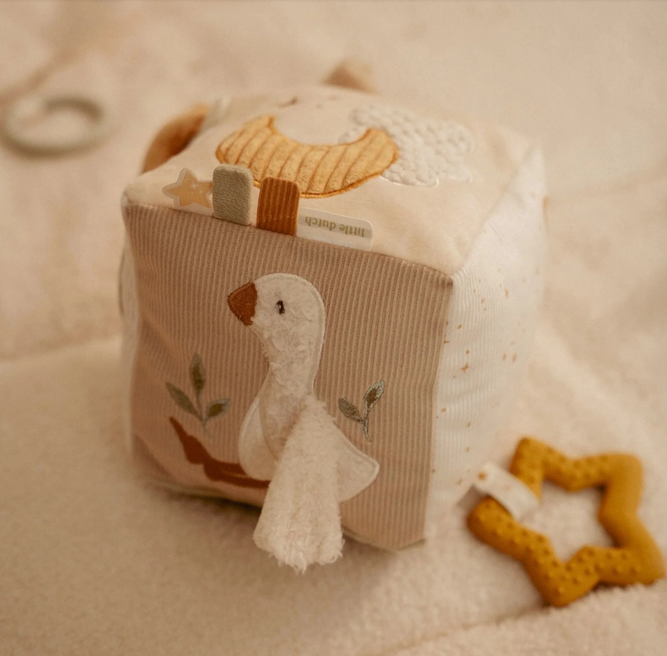 Activiteitenkubus Little Dutch