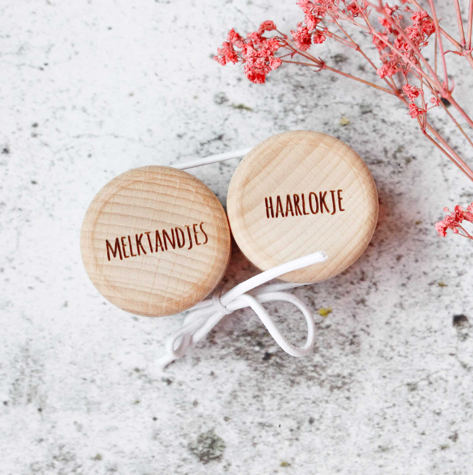 Melktandjes + Haarlokje Hout