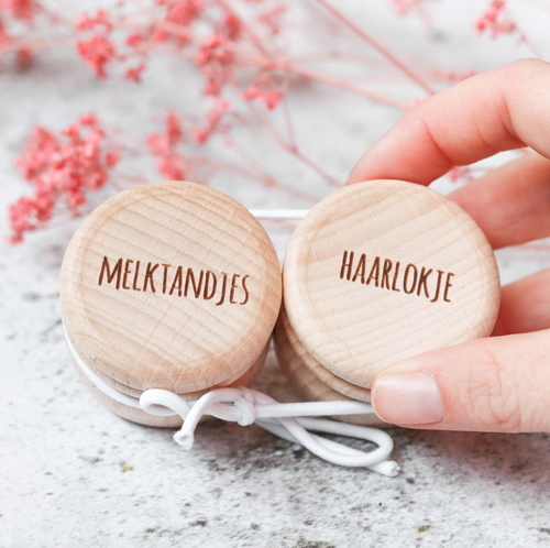 Melktandjes + Haarlokje Hout