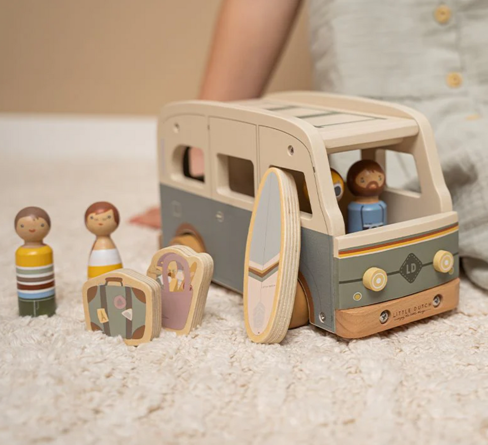 Little Dutch Vintage Campervan WoKado