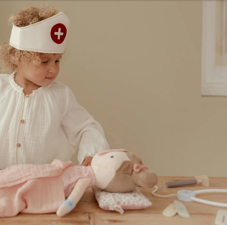 Little Dutch Doctor's Bag Playset WoKado